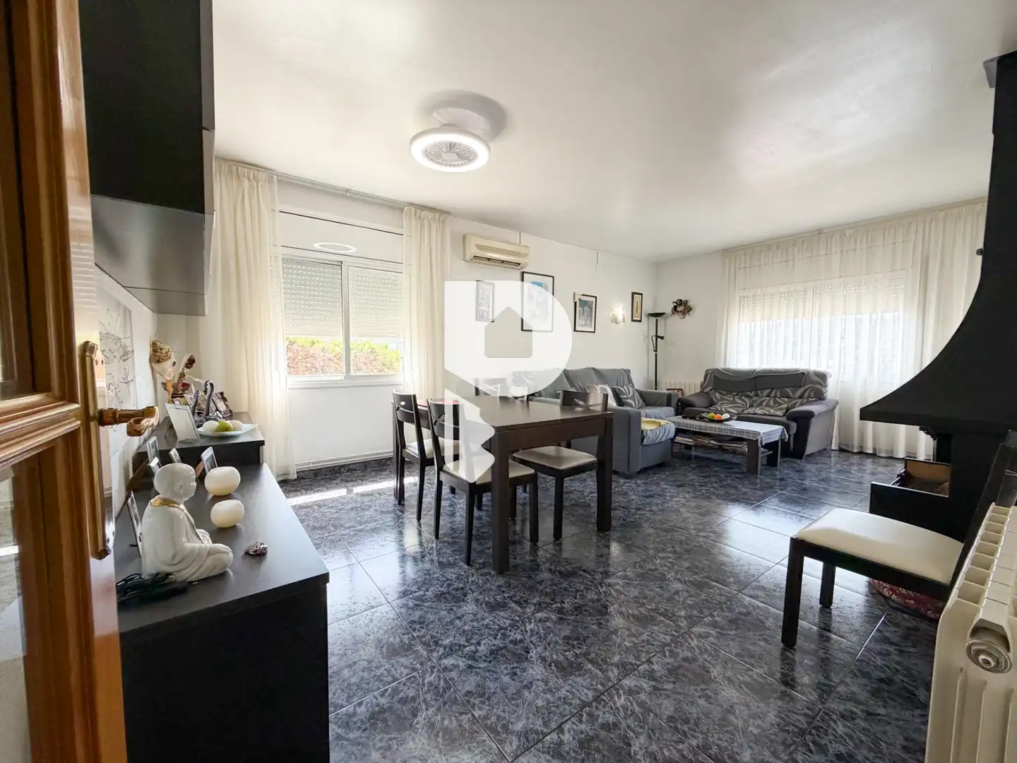 Wohnzimmer von Haus oder Chalet zum Verkauf in Sant Vicenç Dels Horts mit Klimaanlage, Heizung und Privatgarten