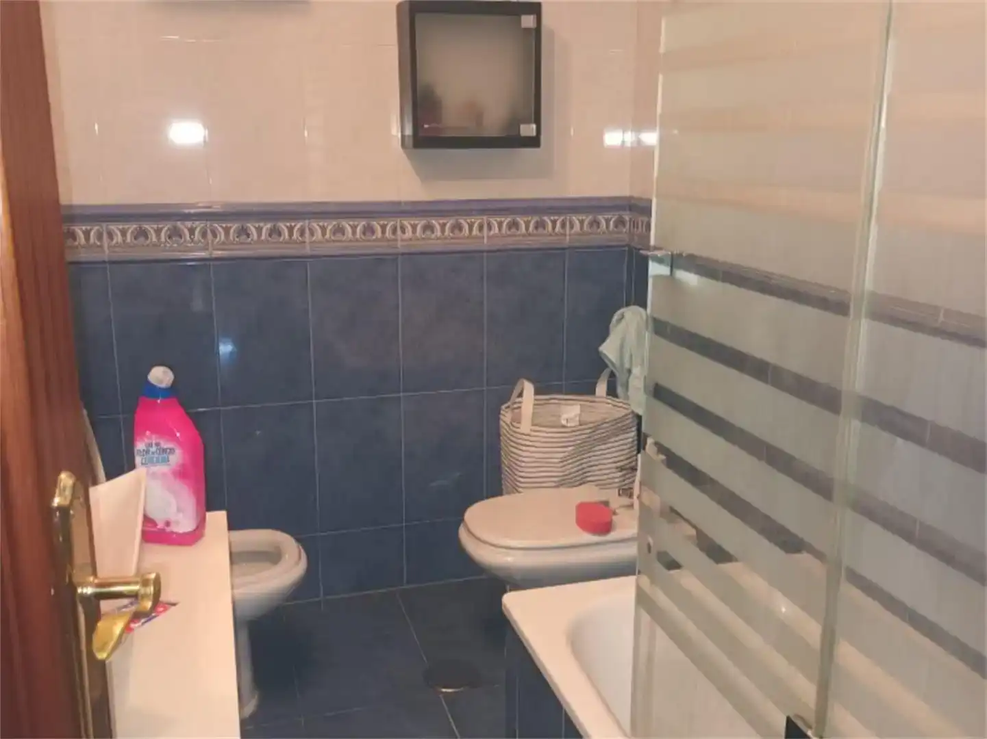 Baño de Piso en venta en Doña Mencía con Aire acondicionado y Trastero