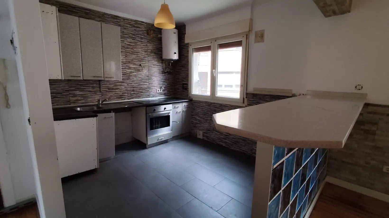 Cocina de Piso en venta en Galdakao con Calefacción y Terraza