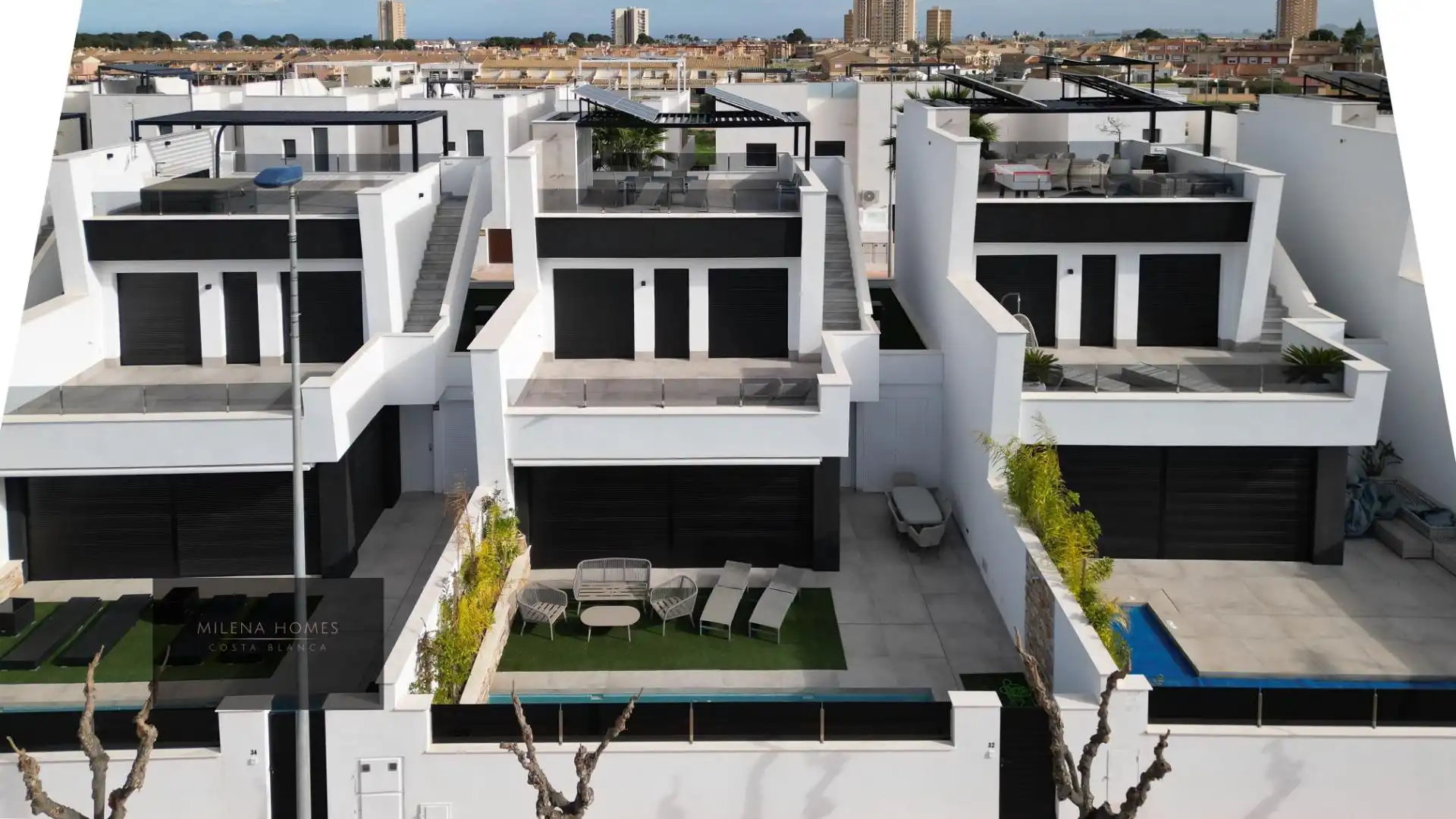 Vista exterior de Casa o xalet en venda en San Javier amb Aire condicionat, Calefacció i Jardí privat