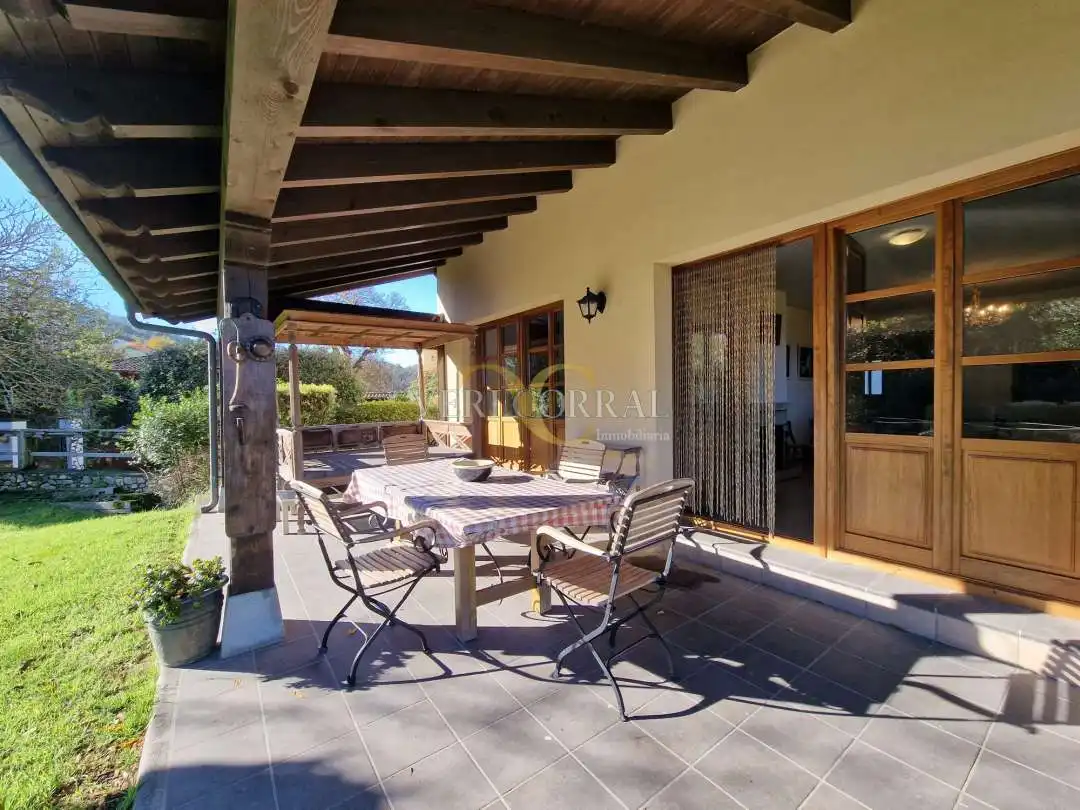Terrasse von Haus oder Chalet zum Verkauf in Llanes mit Heizung, Privatgarten und Terrasse