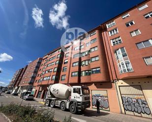 Exterior view of Flat for sale in Burgos Capital  with Heating, Terrace and Storage room