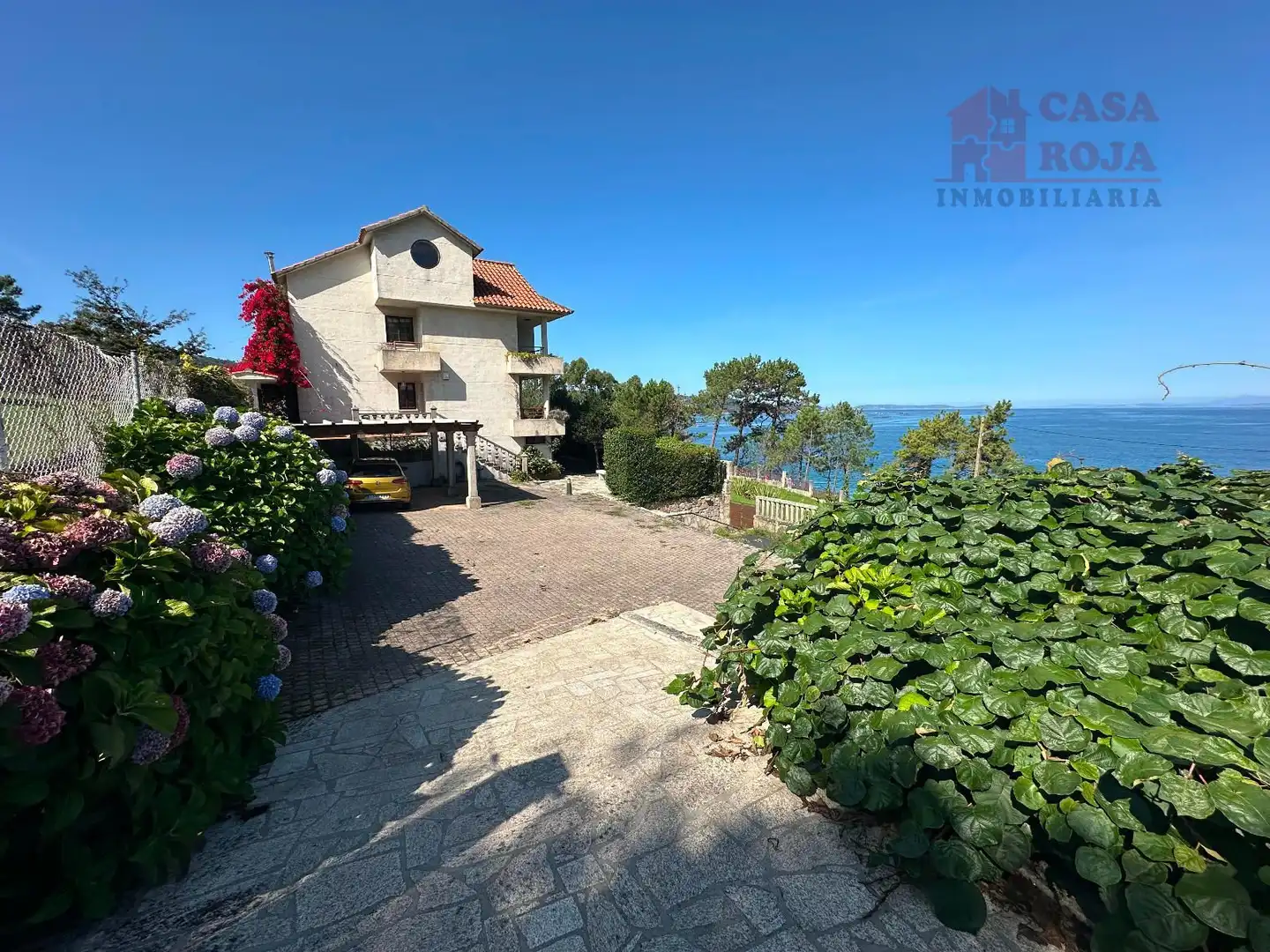 Garden of Houses for sale in Cangas   with Air Conditioner, Heating and Terrace