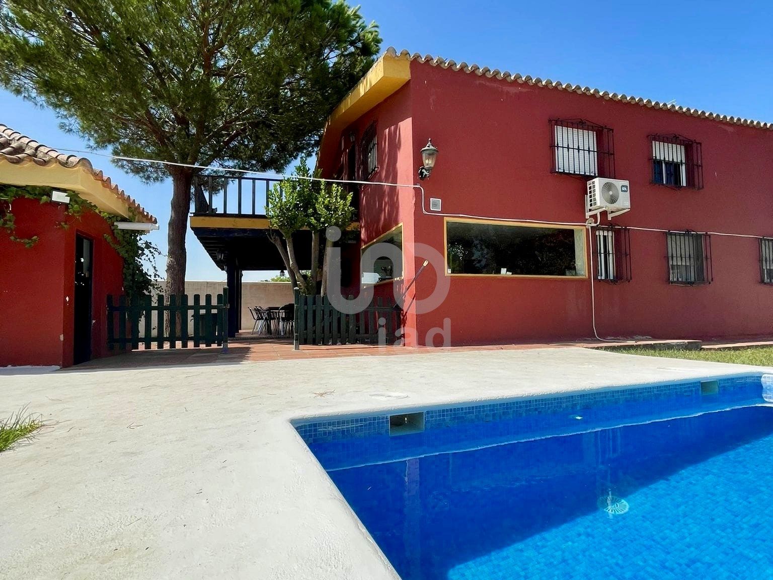 Jardí de Casa o xalet en venda en Chiclana de la Frontera amb Aire condicionat, Calefacció i Terrassa