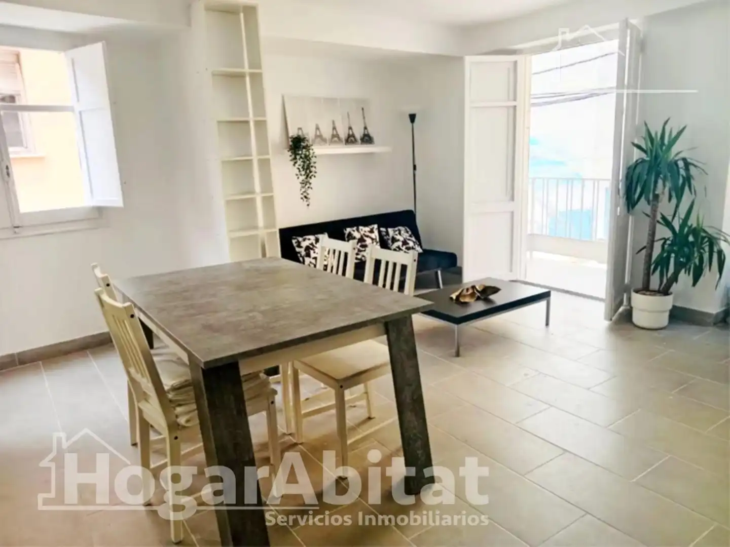 Sala de estar de Piso en venta en Torrent con Trastero, Amueblado y Balcón