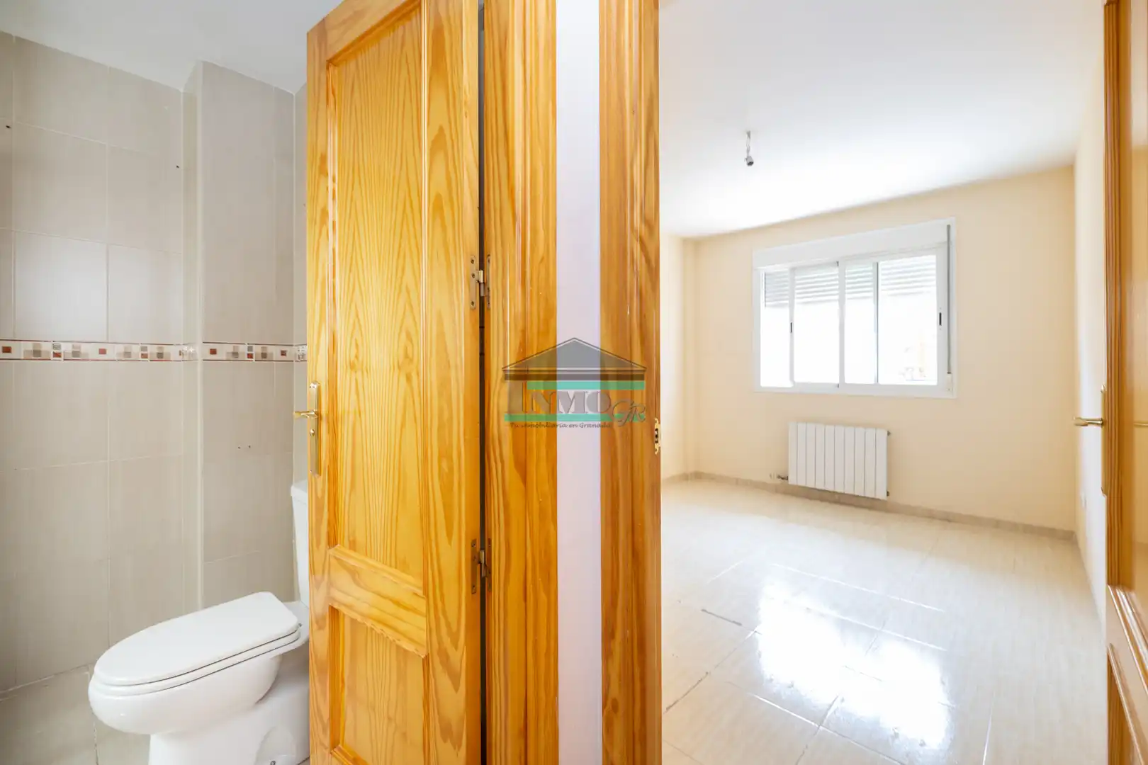 Wohnung zum Verkauf in Armilla mit Heizung, Terrasse und Balkon