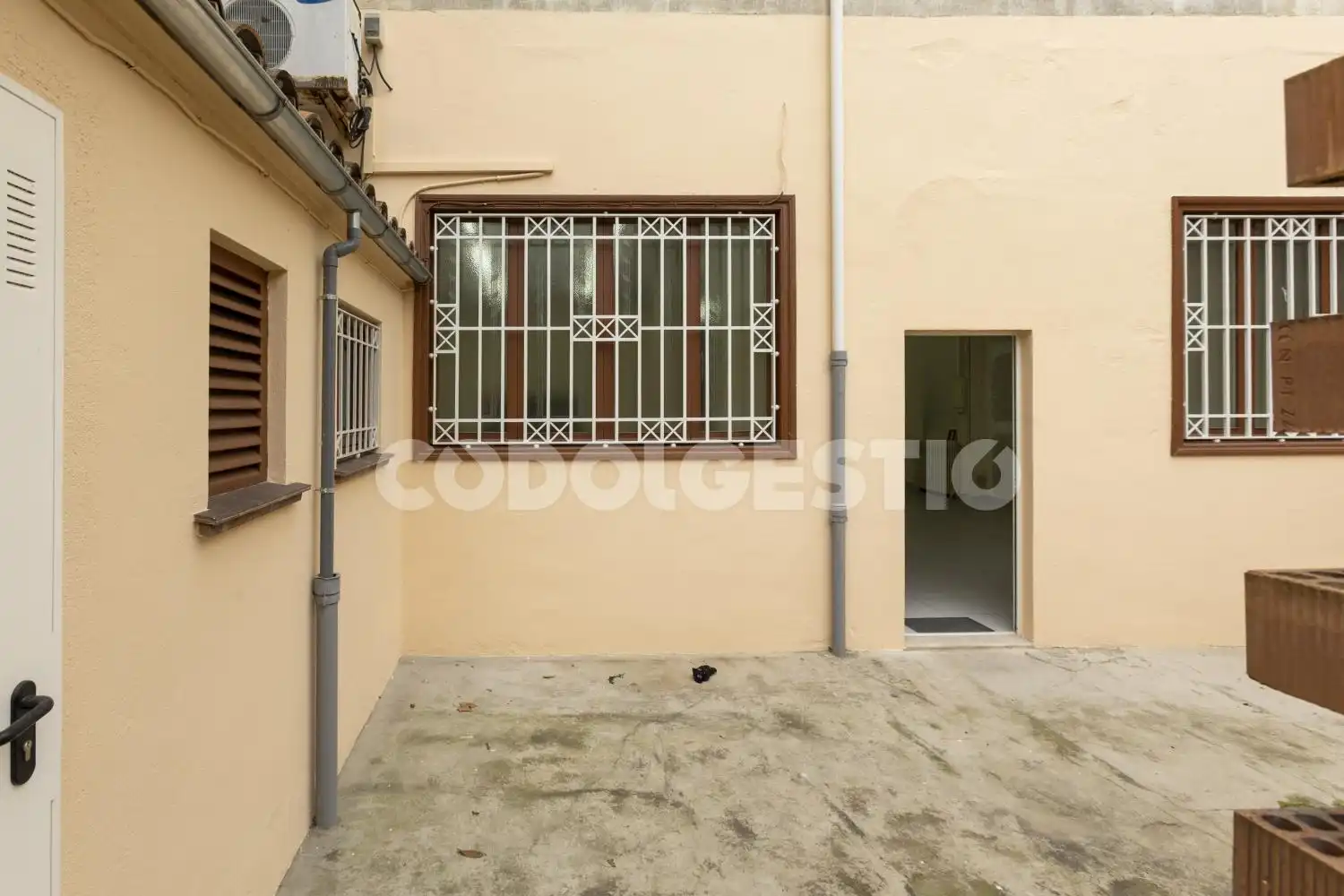Local comercial en venda a Pont, imagen 14