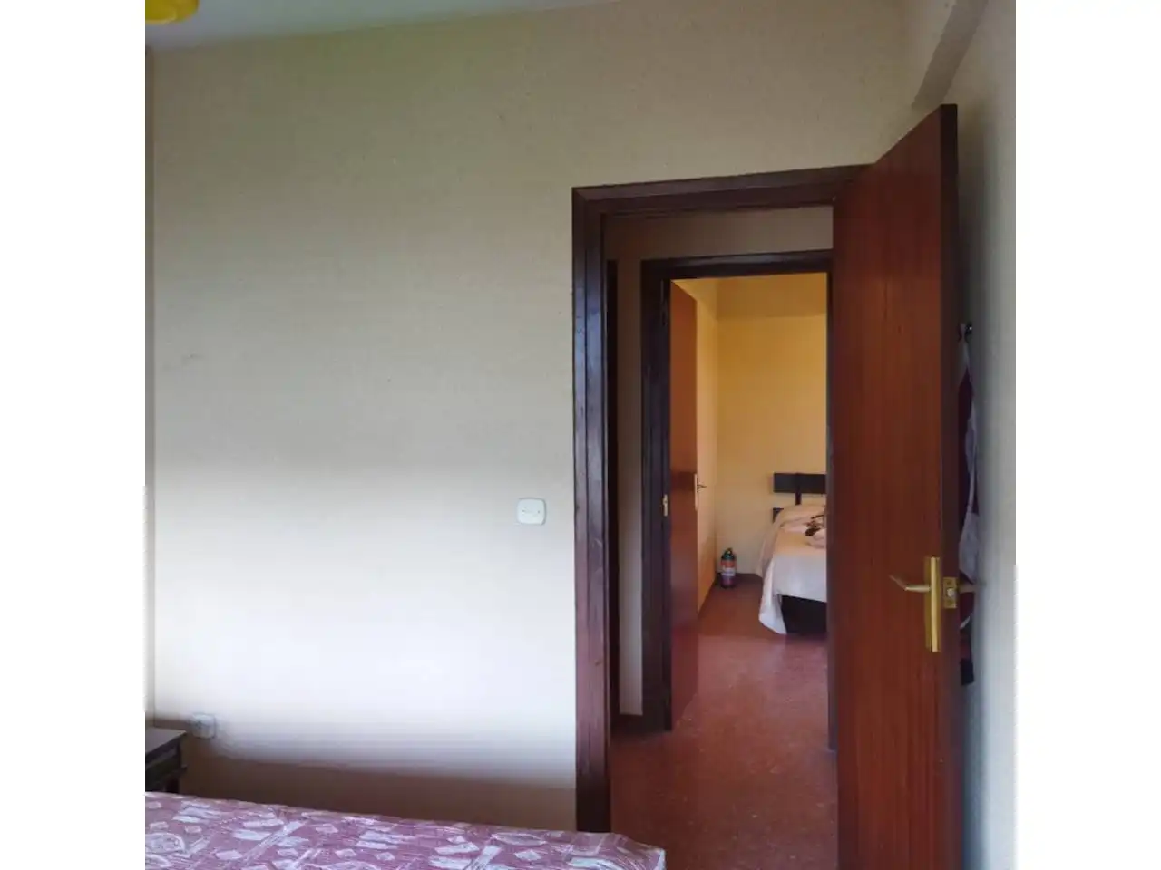 Schlafzimmer von Haus oder Chalet zum Verkauf in Lardero mit Heizung und Privatgarten