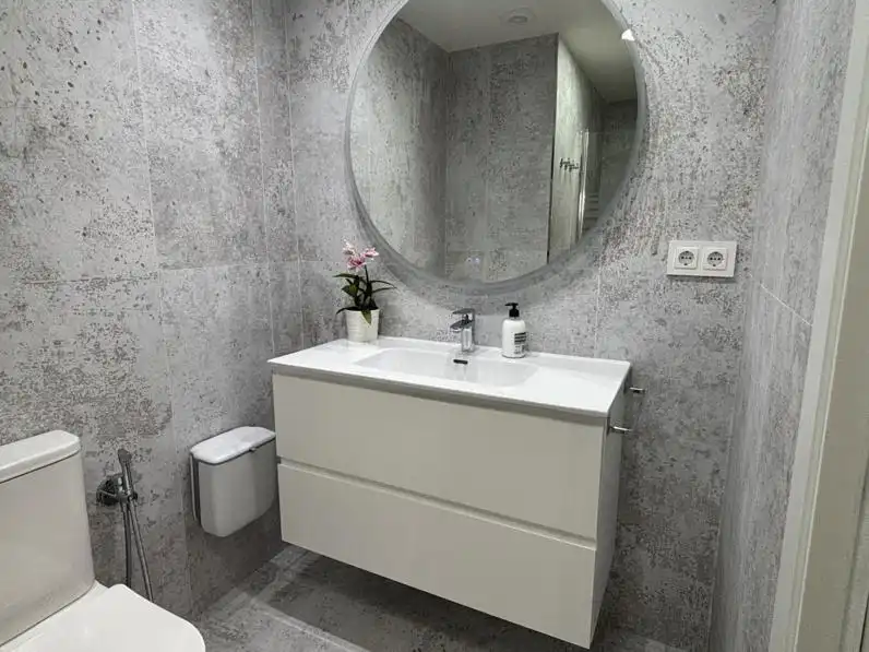 Badezimmer von Dachboden zur Miete in Ortigueira, A Coruña