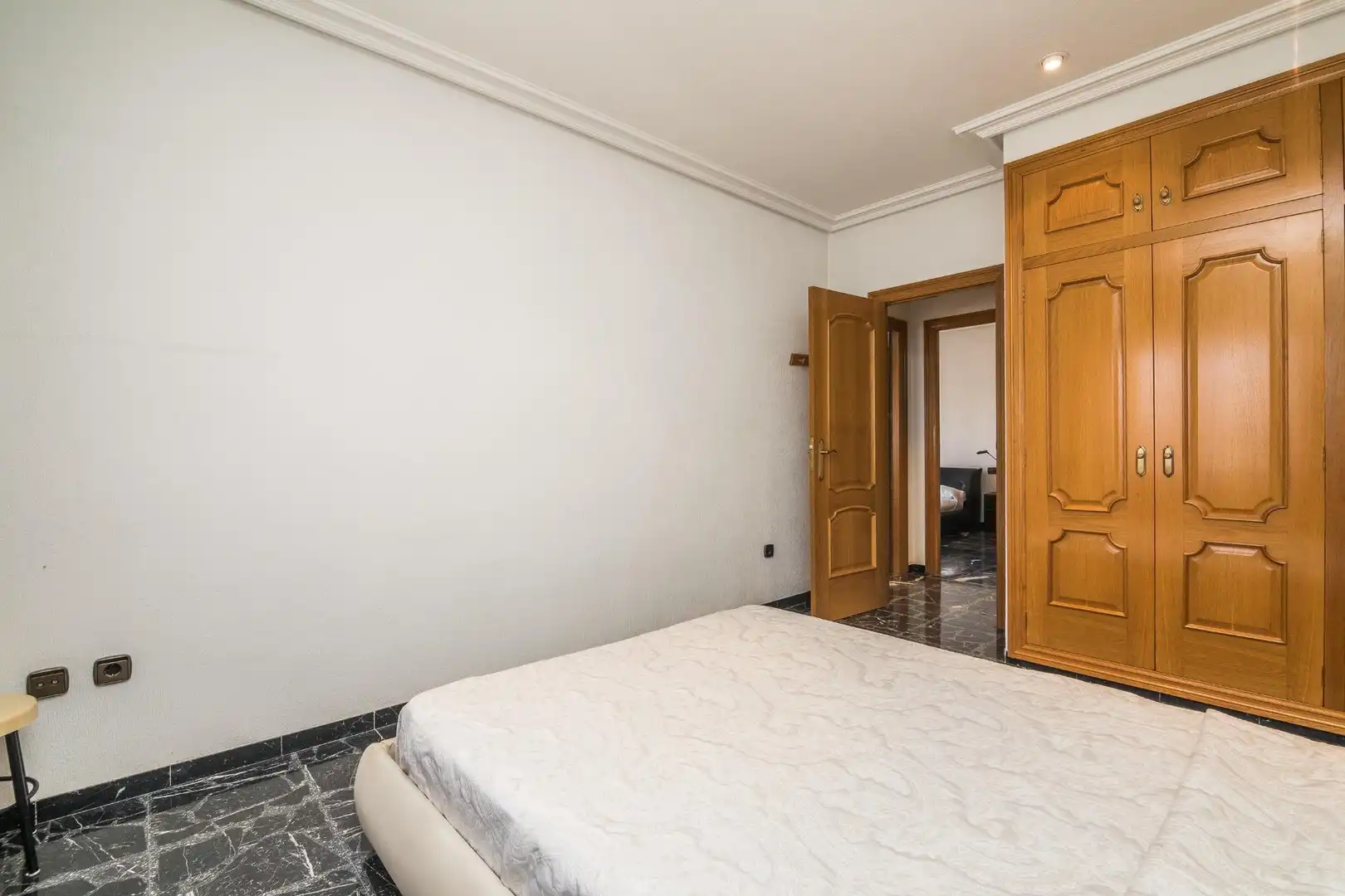 Dormitori de Casa o xalet en venda en Elche / Elx amb Jardí privat, Terrassa i Piscina