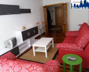 Sala d'estar de Apartament de lloguer en Santoña amb Terrassa i Moblat