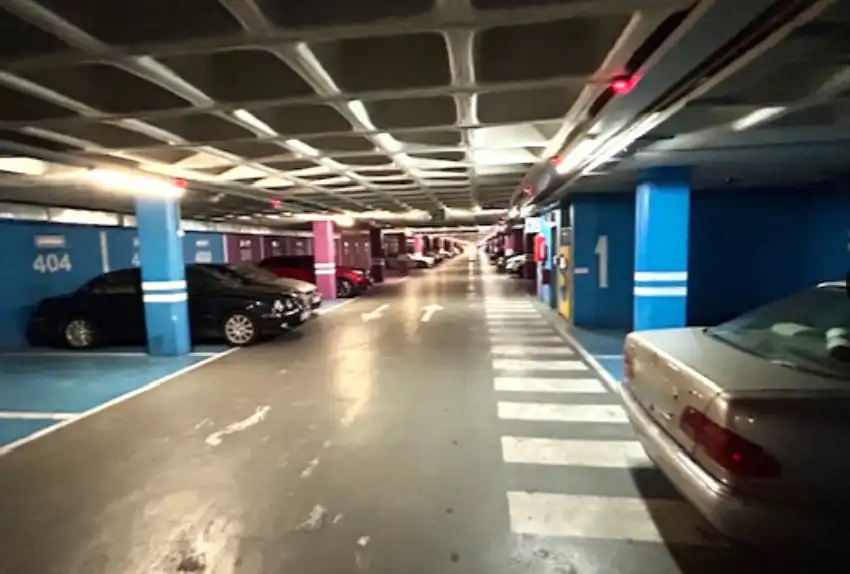 Aparcament amb ascensor en venda a Avinguda de la República Argentina, imagen 11