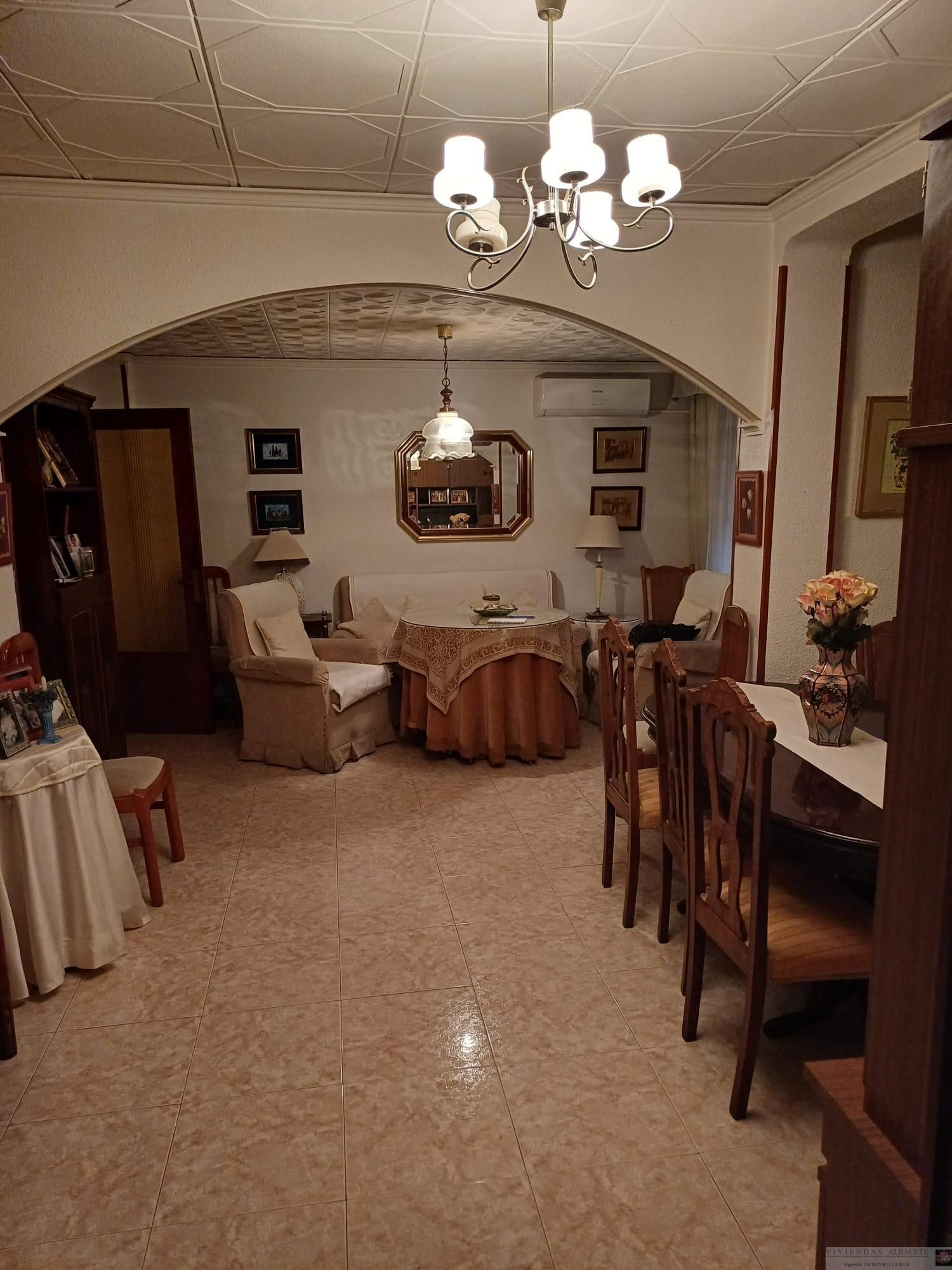 Comedor de Piso en venta en  Albacete Capital con Aire acondicionado, Calefacción y Balcón