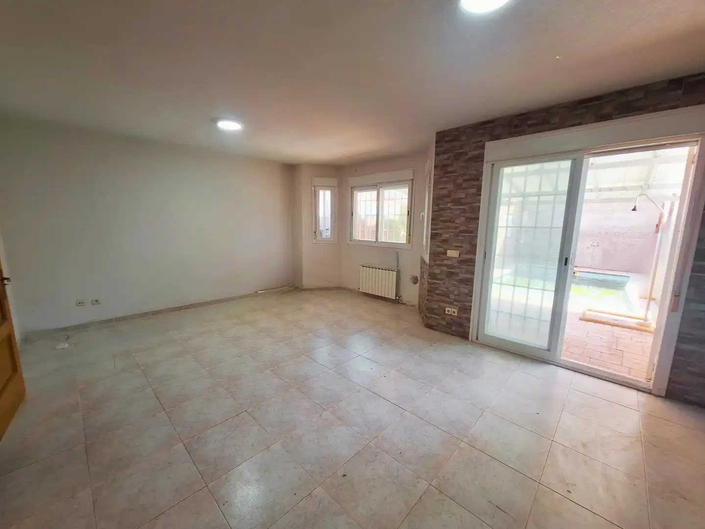 Casa adosada en venta en Cadiz, Chozas de Canales