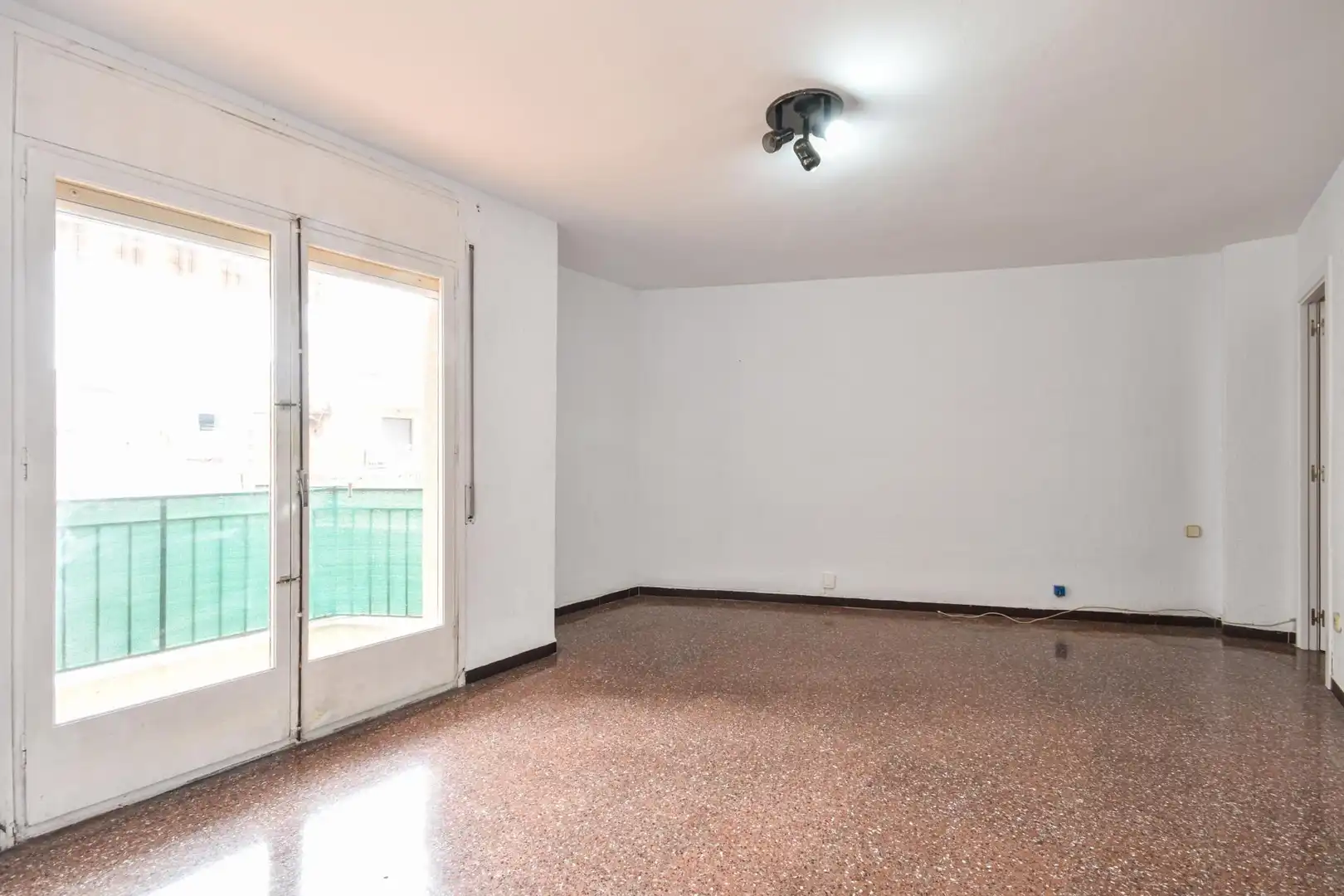 Sala d'estar de Pis en venda en Terrassa amb Calefacció
