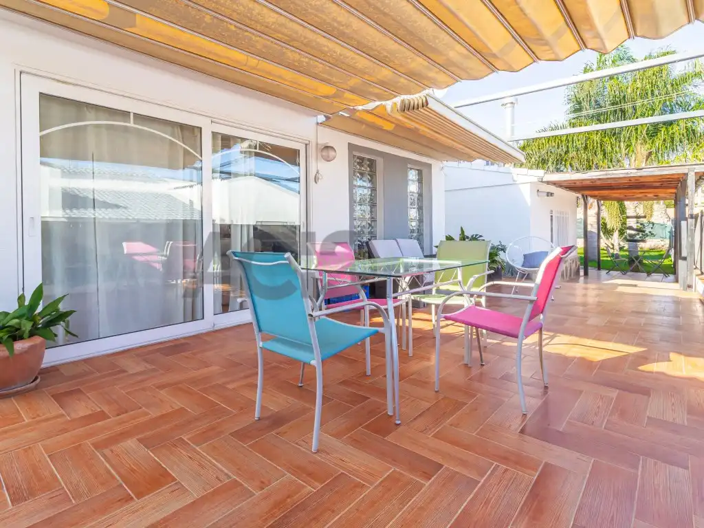 Terrassa de Casa o xalet en venda en Carlet amb Aire condicionat, Calefacció i Jardí privat