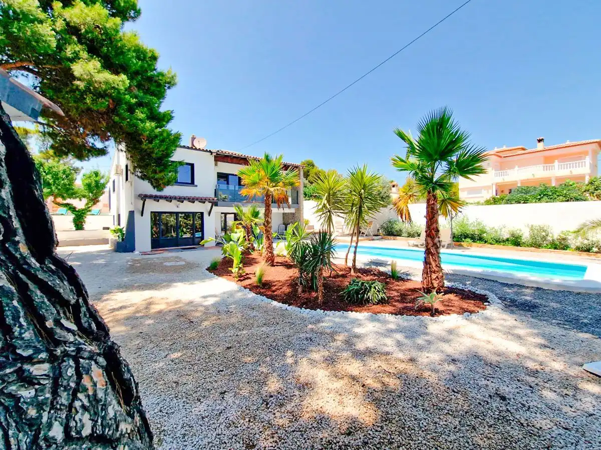 Casa con piscina en venta en Marisol Park - Ortembach - Los Almendros, imagen 3