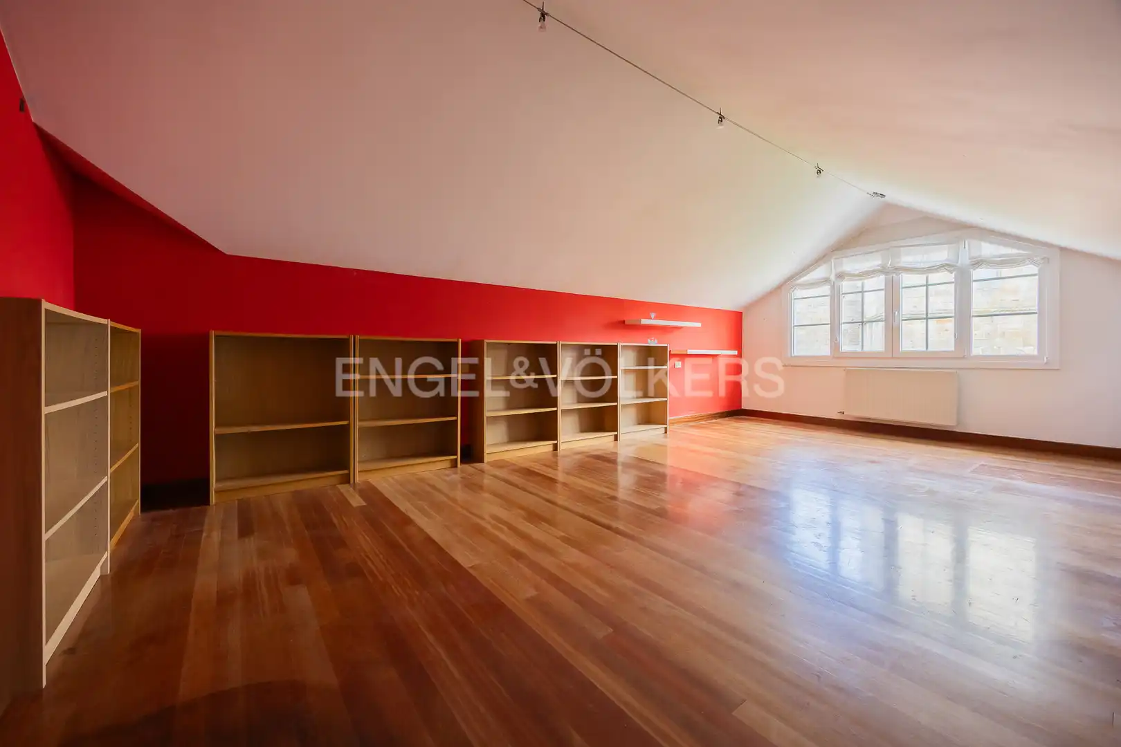Casa o chalet en venta en Loiu con Calefacción, Jardín privado y Piscina