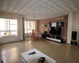 Living room of Flat for sale in Carlet  with Air Conditioner, Terrace and Oven