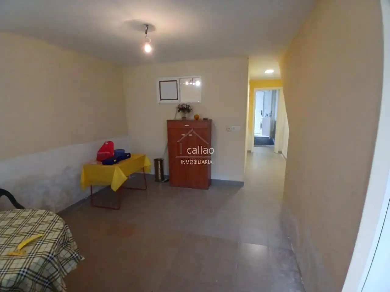 Casa adosada en venda en Narón amb Jardí privat, Traster i Moblat