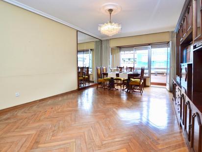 Dining room of Flat for sale in Oviedo   with Terrace and Balcony