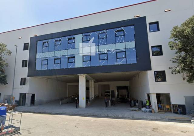 Nave industrial en Alquiler en Bellvitge