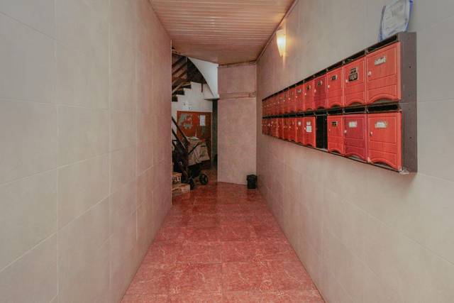 Piso en Venta en C/ Roviralta en Can Mariner