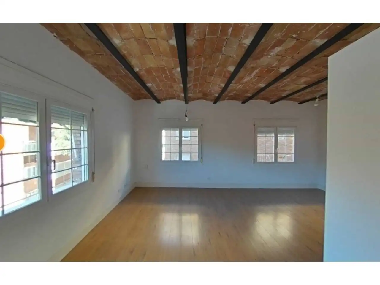 Living room of Flat for sale in Barcelona  with Parquet flooring and Storage room