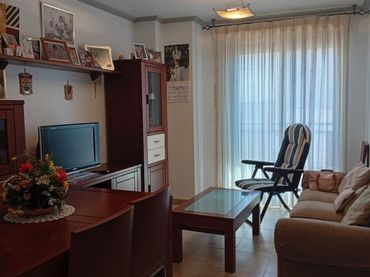 Pis amb balcó en venda a Santa Pola ciudad