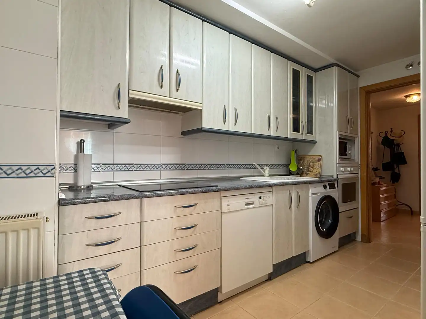 Küche von Wohnung zum Verkauf in Guadalajara mit Heizung, Abstellraum und Möbliert