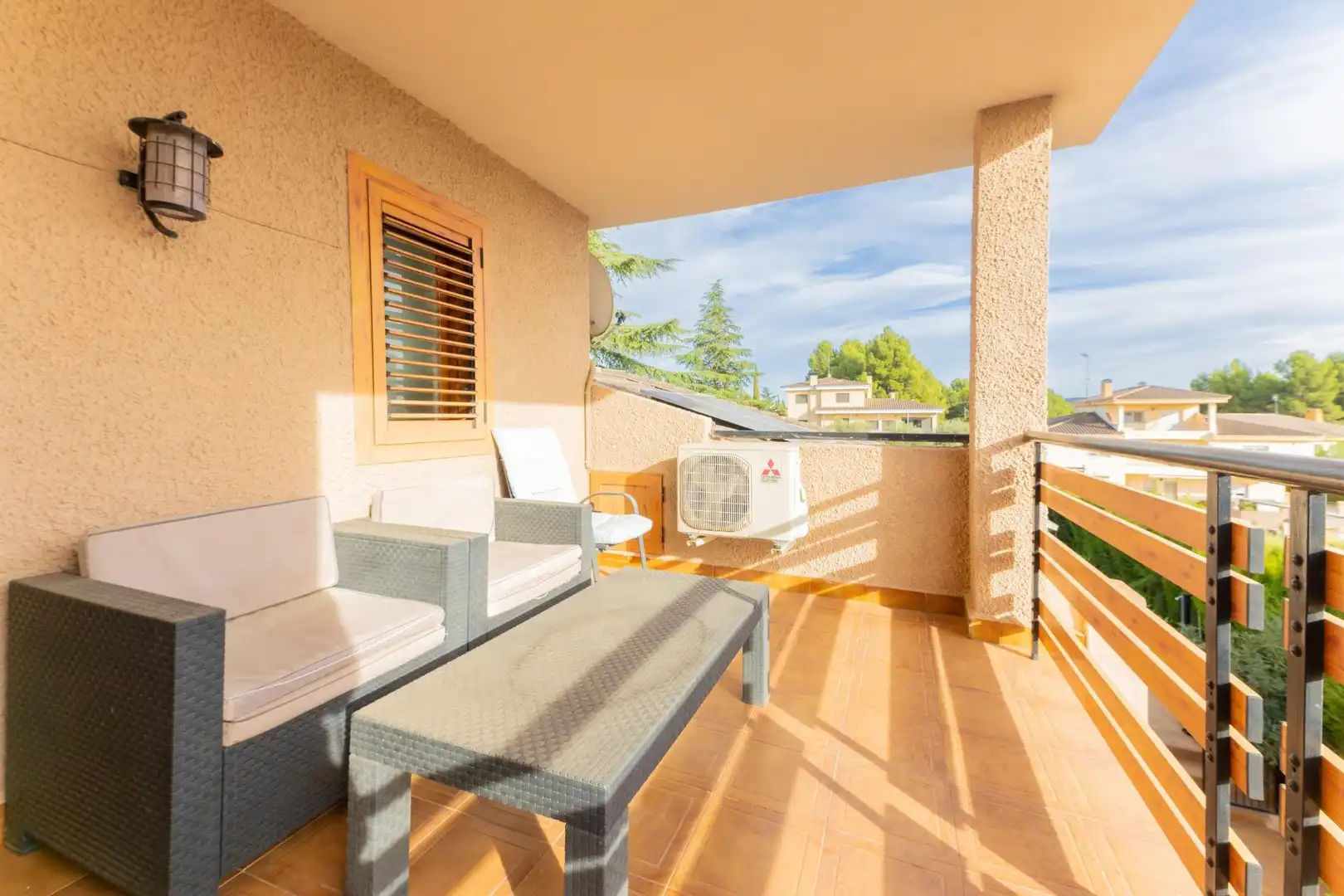 Terrassa de Casa o xalet en venda en Requena amb Jardí privat, Terrassa i Piscina