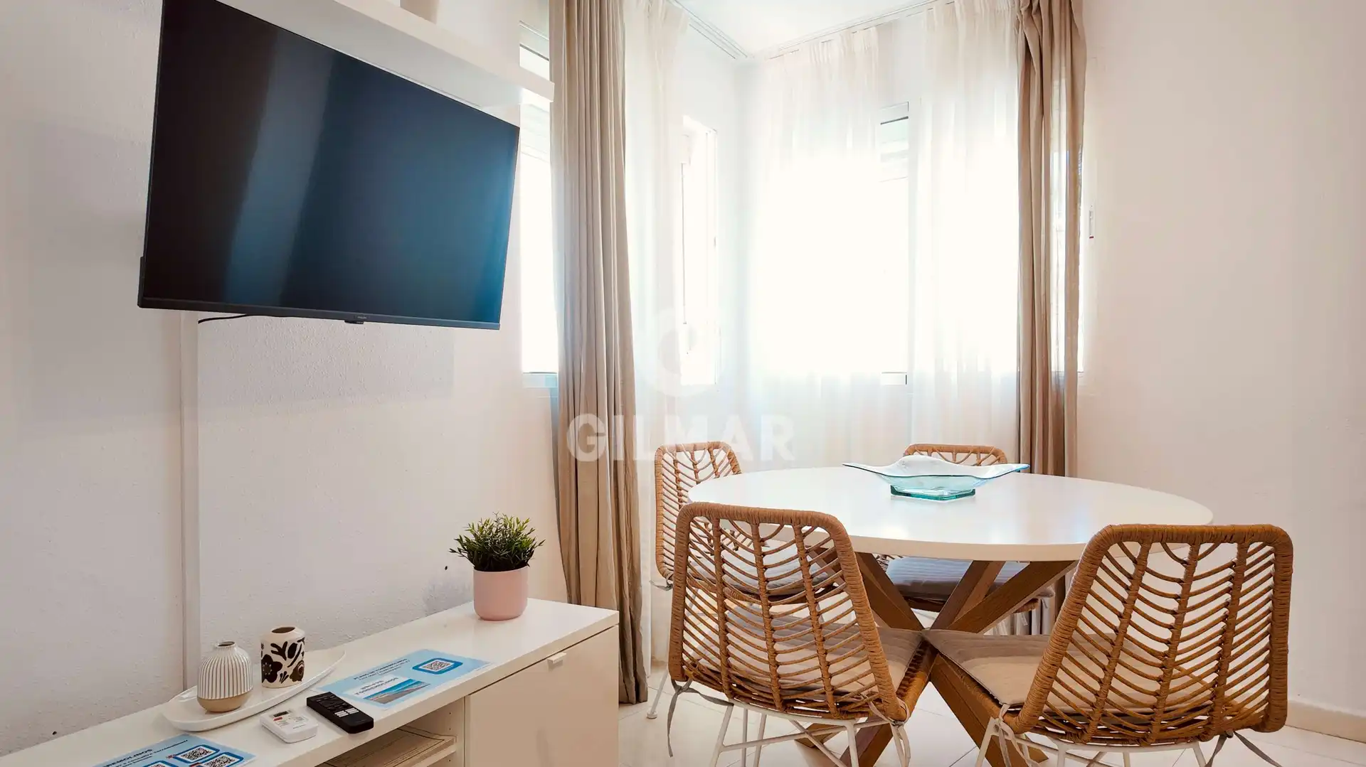 En una de las zonas más auténticas y demandadas de la Costa del Sol, presentamos esta acogedora vivienda de 1 dormitorio en La Car, imatge 2