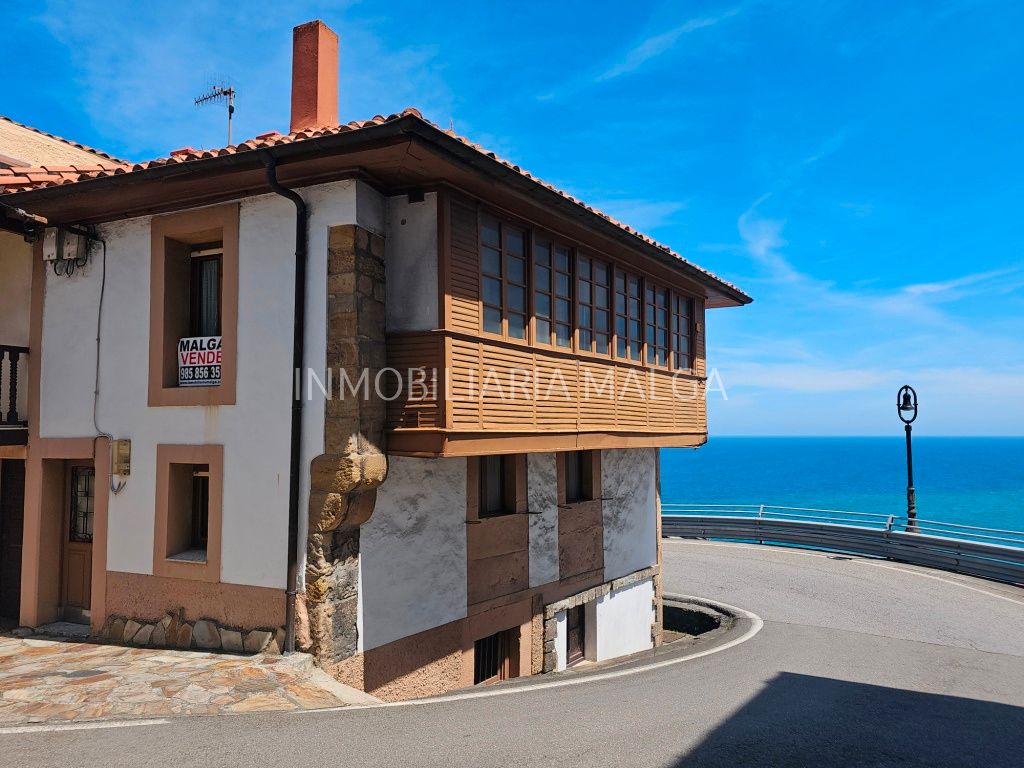 Casa o xalet en venda en Colunga amb Traster i Balcó