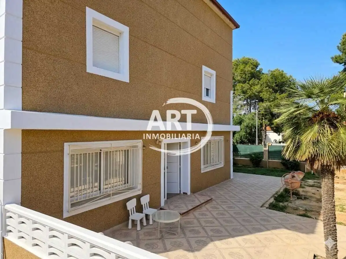 Jardí de Casa o xalet en venda en Moncada amb Aire condicionat, Jardí privat i Terrassa