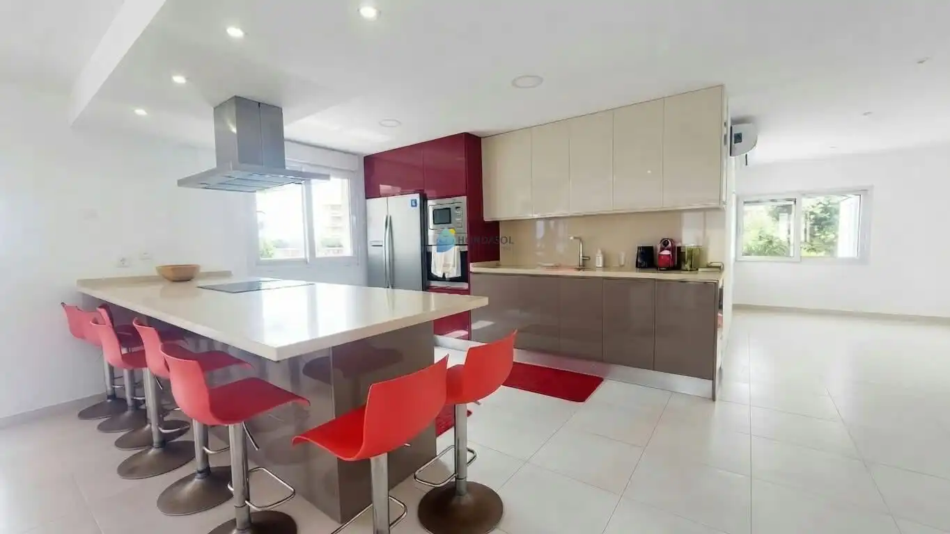 Cocina de Casa o chalet en venta en La Manga del Mar Menor con Aire acondicionado, Jardín privado y Terraza