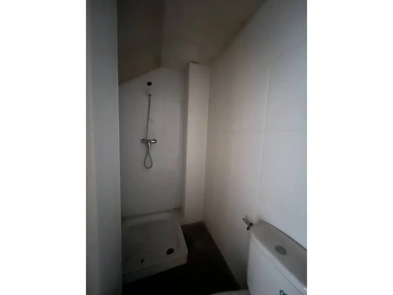 Bany de Local en venda en Elda