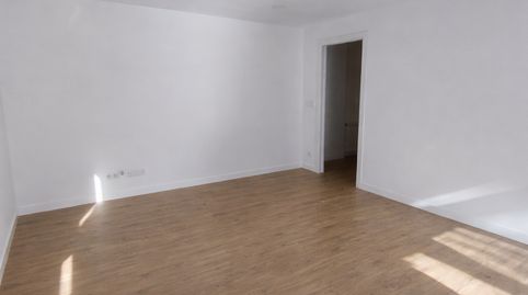 Photo 3 of Flat for rent in Concepcion Arenal, Cuatro Caminos - Plaza de la Cubela, A Coruña Capital