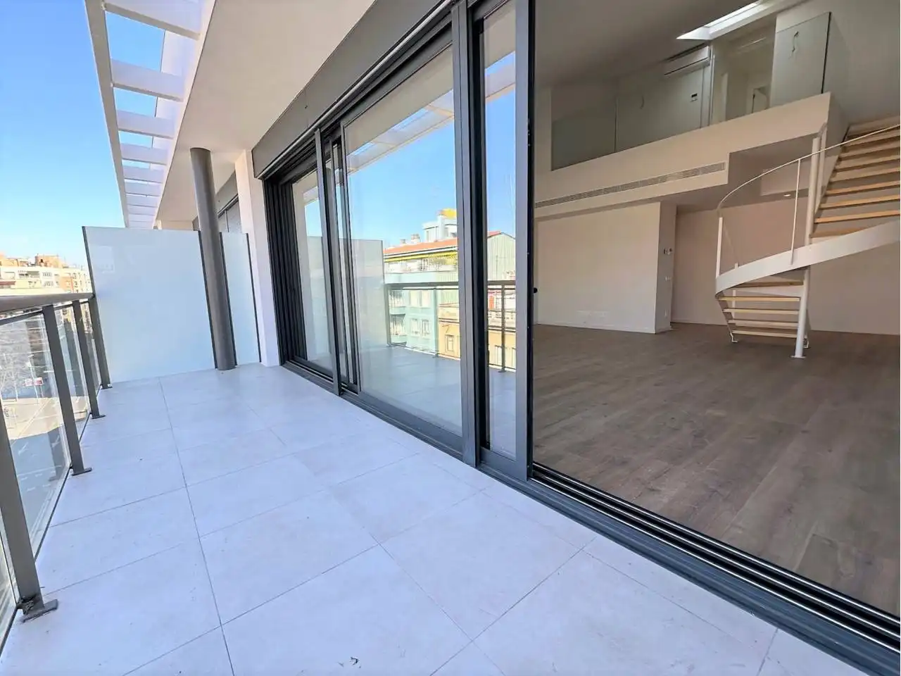 Appartamento con ascensore in vendita a Eixample Nord, imagen 2