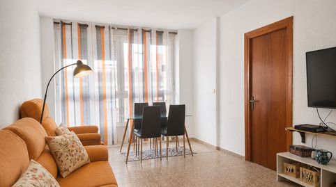 ¡¡ PISO CON COCHERA CERRADA INCLUIDA !!