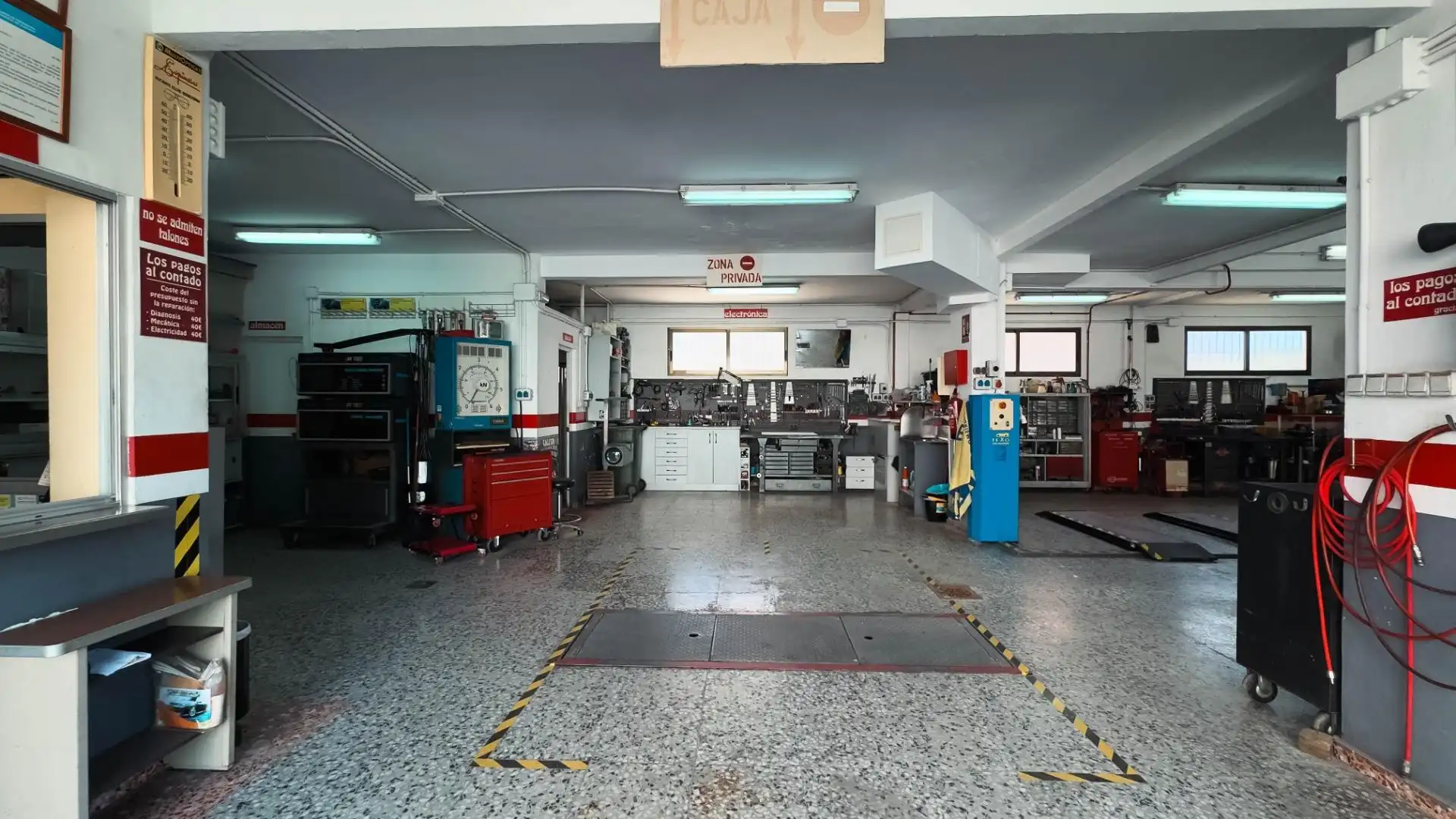 Geschaftsraum zum Verkauf in Benidorm mit Terrasse