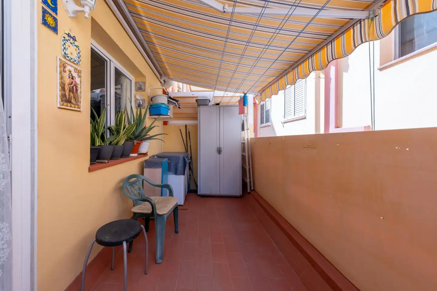 Terrasse von Erdgeschoss zum Verkauf in Telde
