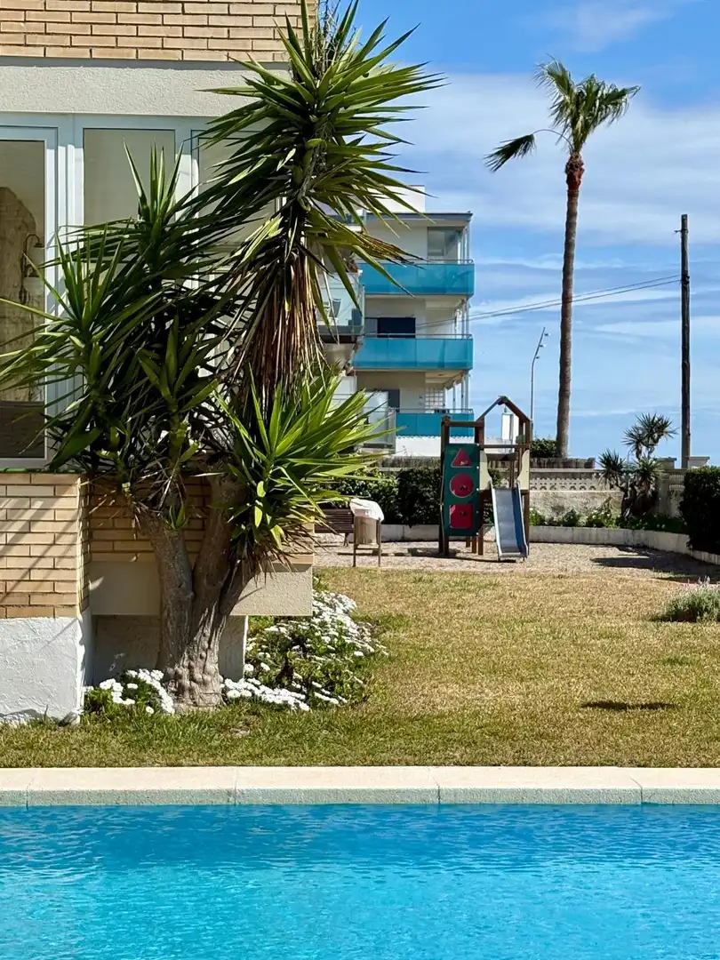 Exterior view of Flat for sale in Castelldefels  with Private garden, Terrace and Storage room
