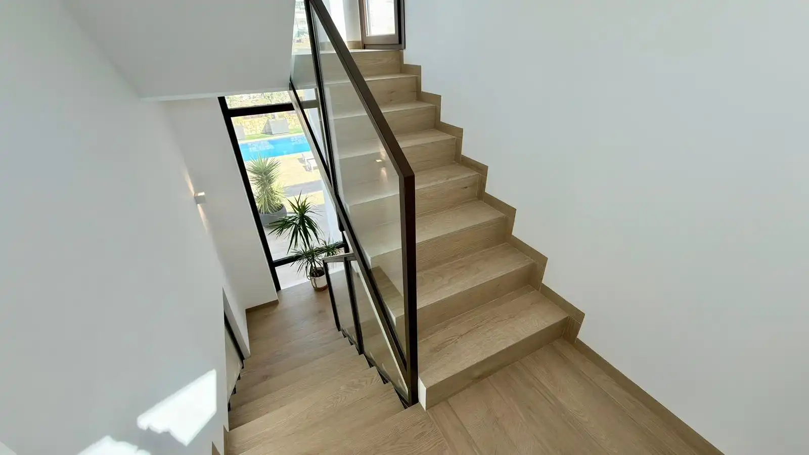 Chalet con piscina en venta en Calle EQUADOR, imagen 15