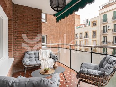 Apartament amb ascensor de lloguer a Calle de Alcántara