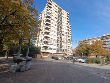 Pis amb ascensor en venda a Residencia
