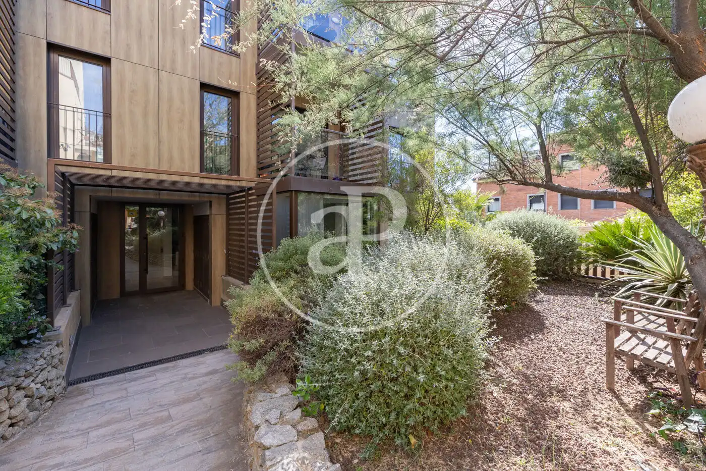 Exterior view of Flat for sale in Barcelona  with Air Conditioner, Heating and Private garden