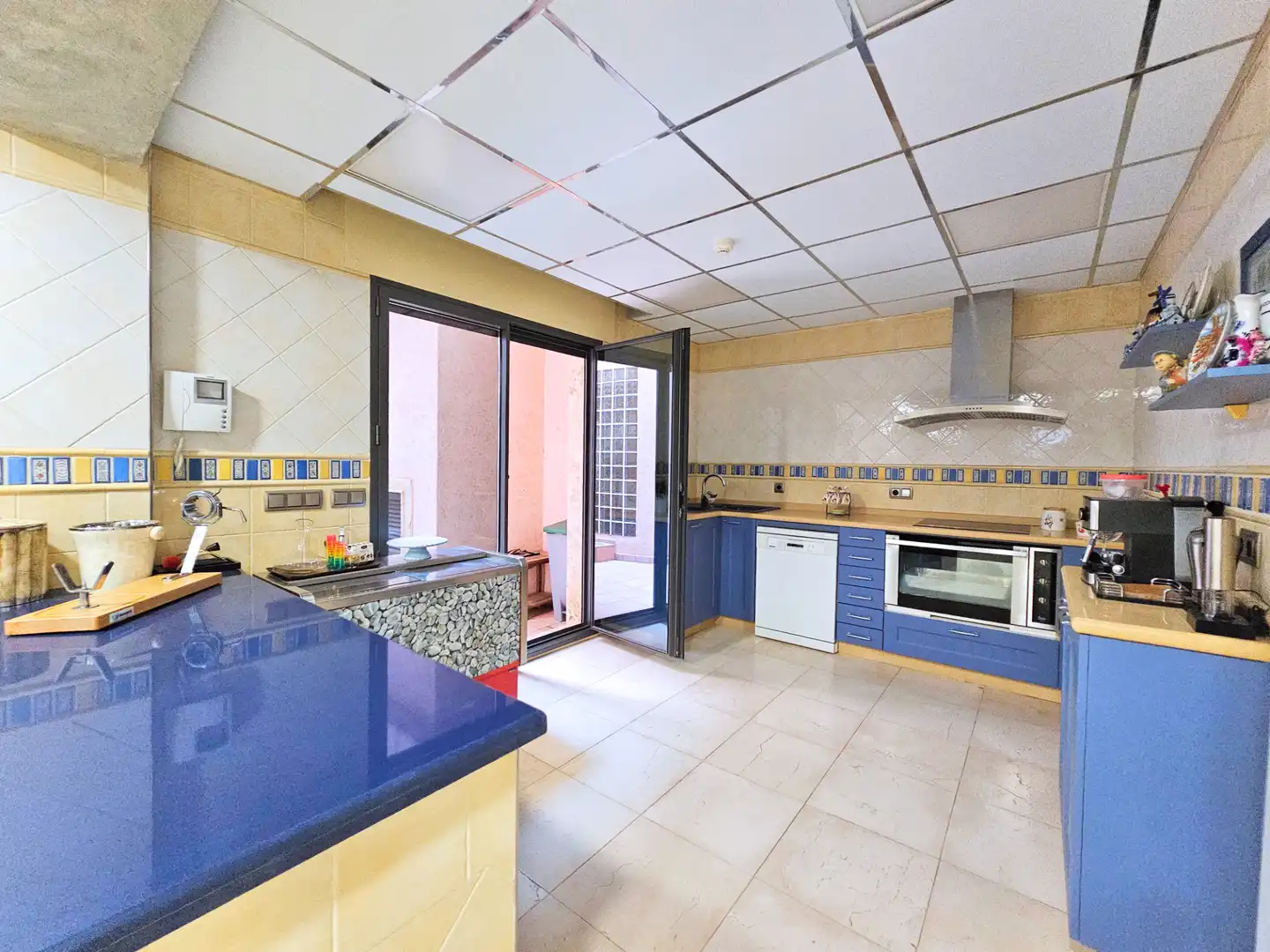 Cocina de Casa o chalet en venta en Cartagena con Aire acondicionado, Calefacción y Jardín privado