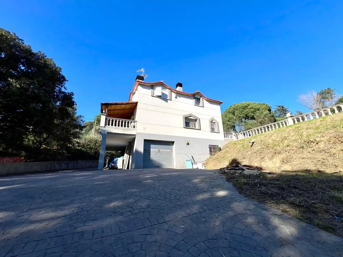 Vista exterior de Casa o xalet en venda en Sant Celoni amb Aire condicionat, Calefacció i Jardí privat