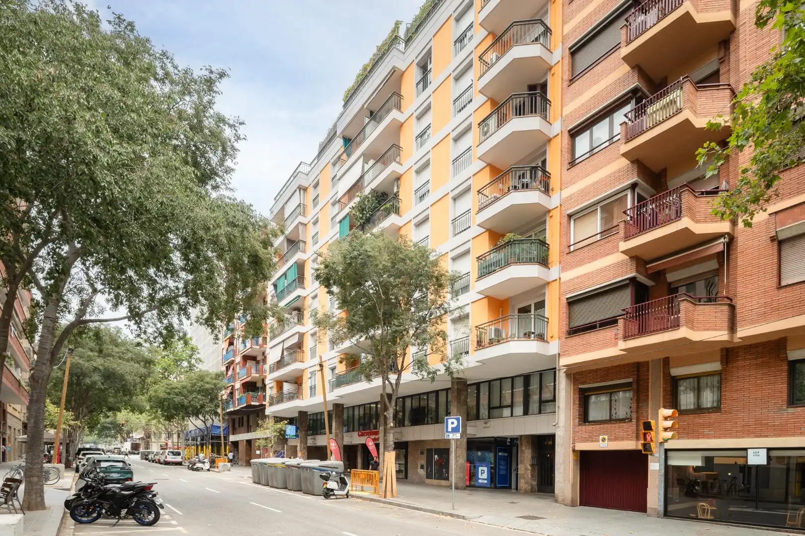Piso con terraza en venta en ROGER DE FLOR