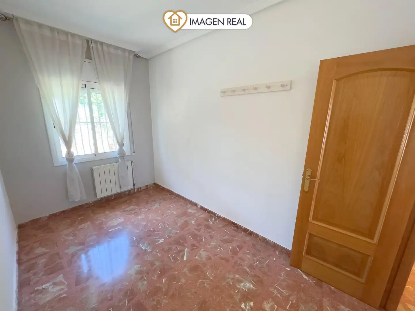 Dormitori de Casa o xalet en venda en Vallirana amb Calefacció, Jardí privat i Terrassa